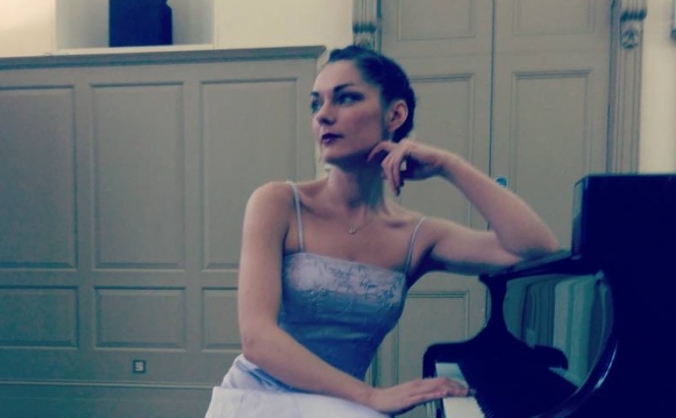 Help Ieva attend. Music academy/festival in Italy