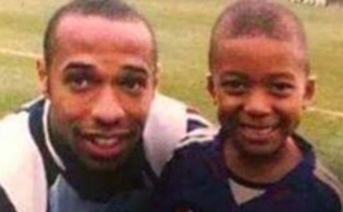 Raise funds for Arsenal to sign Kylian Mbappé