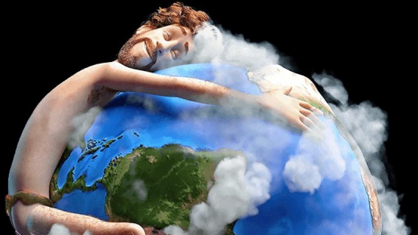 Earth Following to raise awareness
