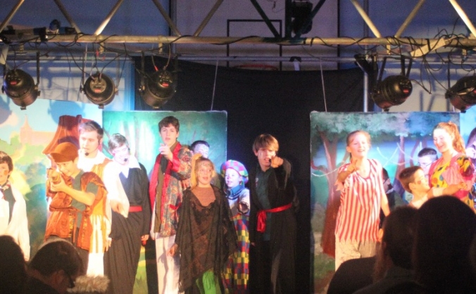 Somerford Youth Club drama and wellbeing project