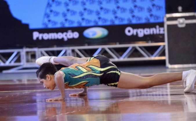 Lucas Nilvar- support a gold medallist gymnast