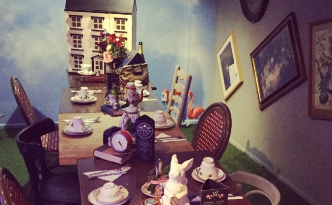 Wonderland Bar & Lounge