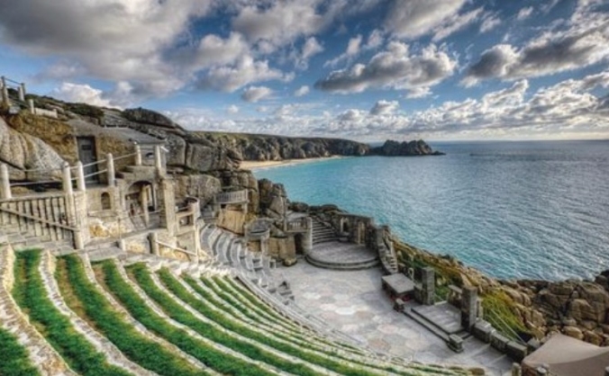 20 Theatres