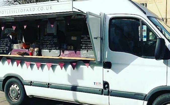 Repairs to The Spotless Leopard vegan van!
