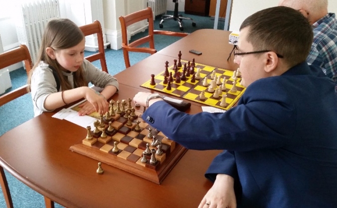 Supporting young 'CHESS LIFE CLUB'