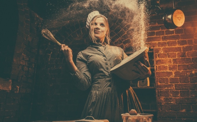 Eloise and The Curse of The Golden Whisk