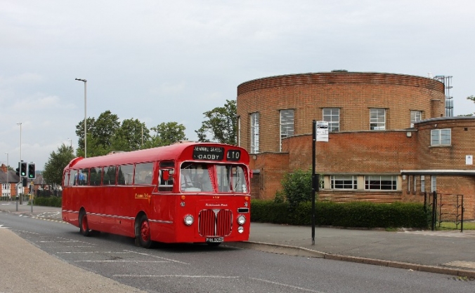 Midland Red Bus BMMO S22 5905