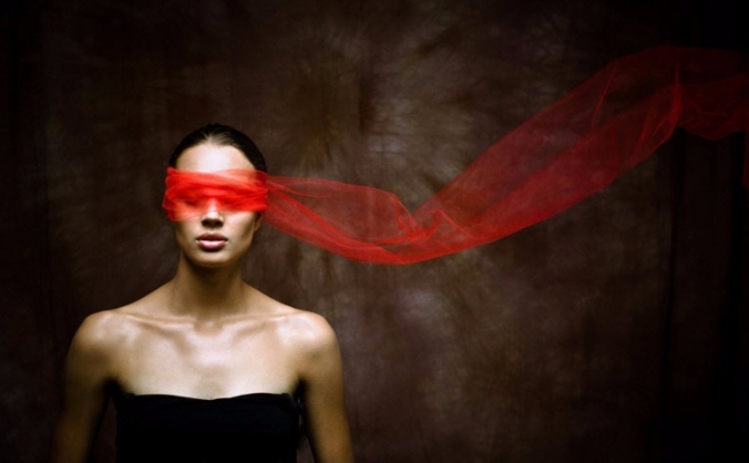BLINK: A Blindfolded Sensory Dinner Experience