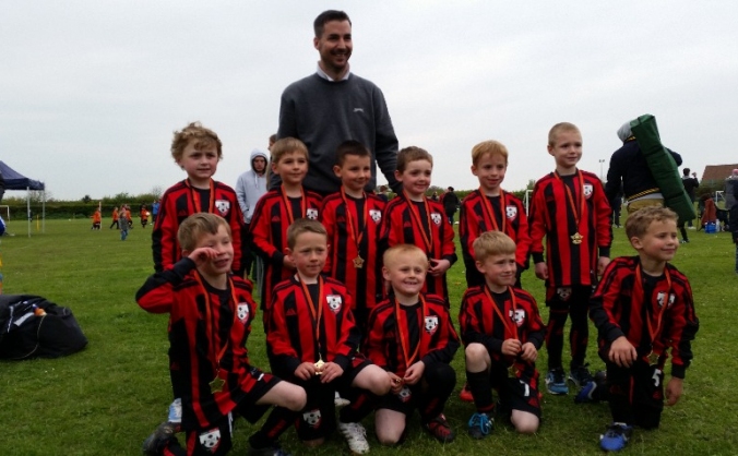 Cornard Dynamos U7 - Tracksuits