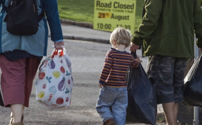 Donations for Calais refugees: transport fund