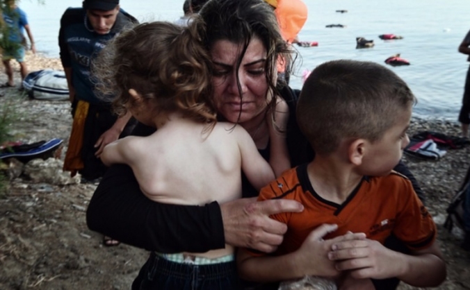 Aid for child refugees and mothers in Kos