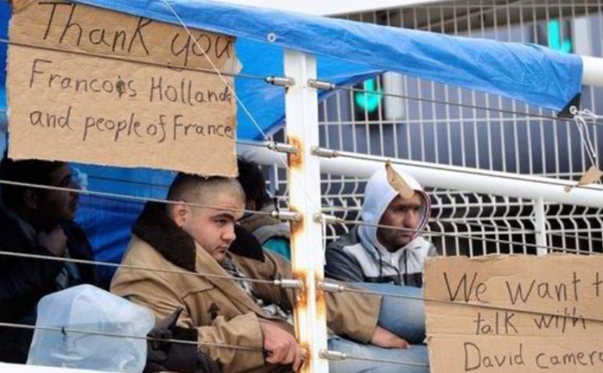 Bringing donations to the refugees in Calais