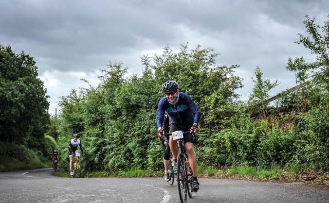 Russell's sportiv to support Di and Kaden