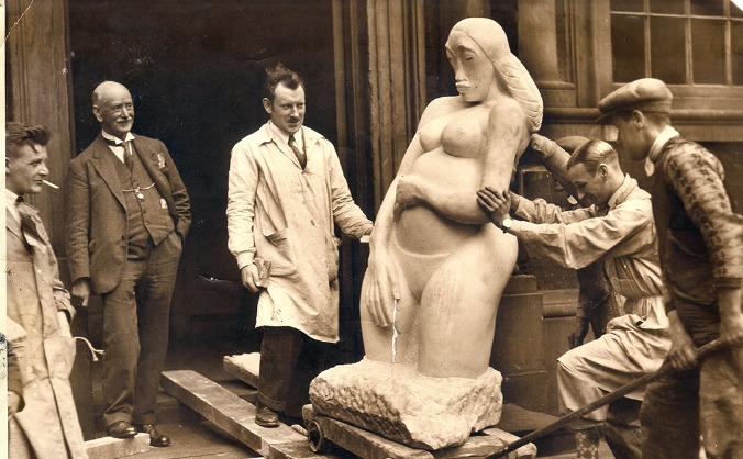 Bring an iconic sculpture to Liverpool's Bluecoat