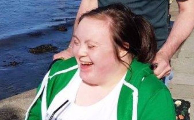 Can you help Alicia enjoy the great outdoors?