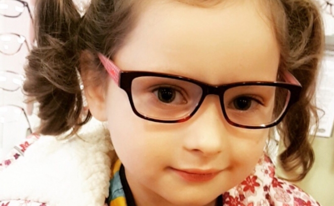 Help Ava Rose Twinkle Toes.