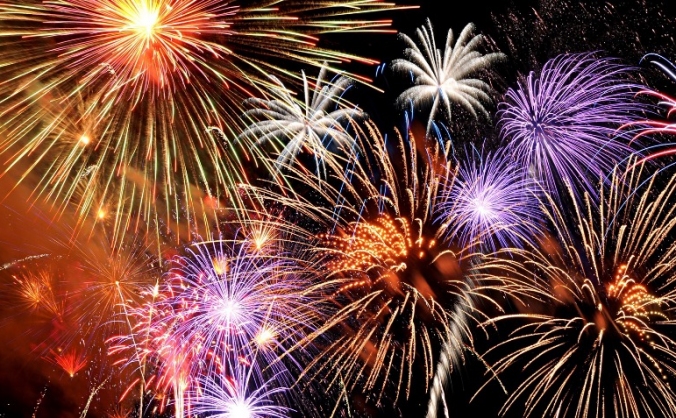 Festive Dursley - Christmas Evening with Firework