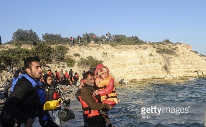Funding to ship aid to refugees in Chios