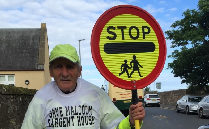 Help Welly's Lollipop Man, Alex in his Retirement