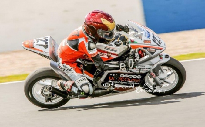Cal Beach racing team 127