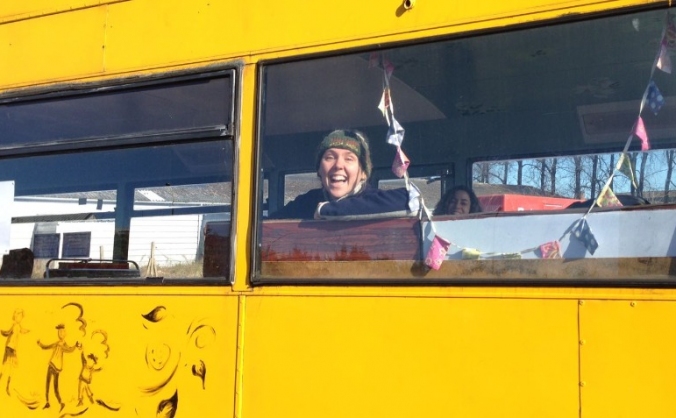 Help me stay volunteering in Calais