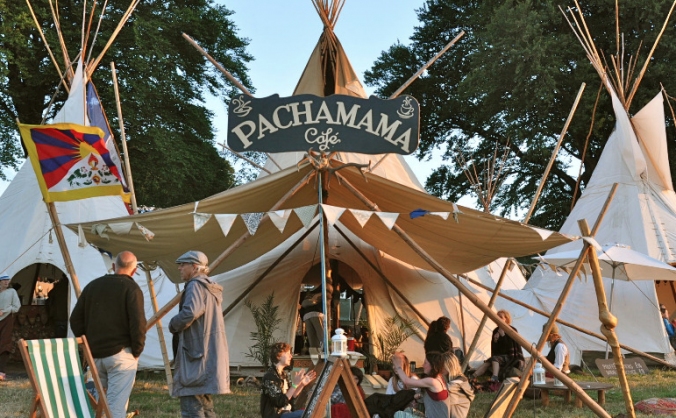 Travelling Stage & PA for PachaMamaCafe