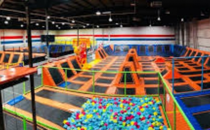 Touch the Roof trampoline park