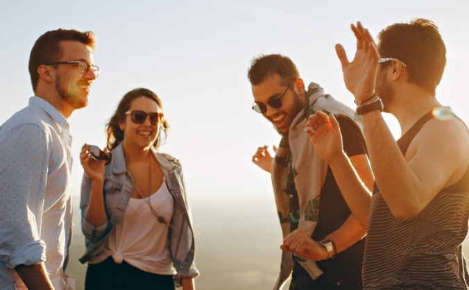Online Learning Made Social
