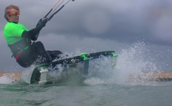 Low Profile Hydrofoil for Kitesurfers