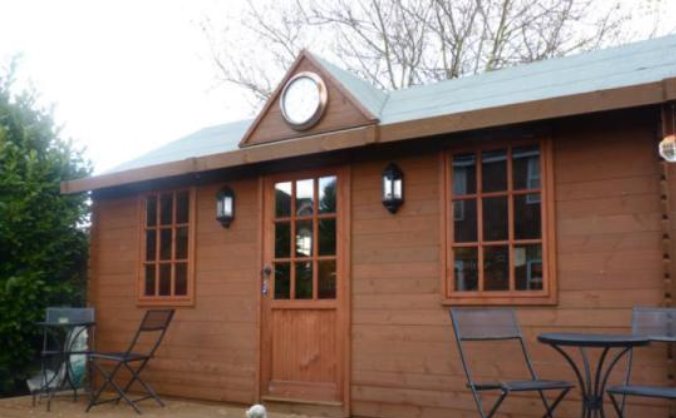 Garden Pub