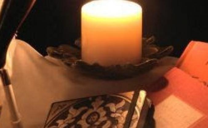 Lucy's bell book candle and cafe
