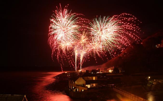Lynmouth Beachside Bonfire Bonanza 2018