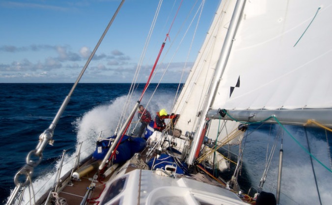 Help Rona II to cross the Atlantic!
