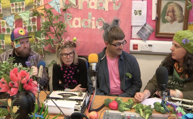 Soundart Radio - renew and restore