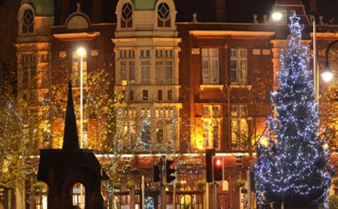 Fund Wansteads Christmas Tree