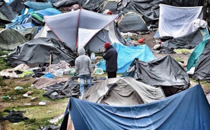 Goods for Calais Refugee Camp