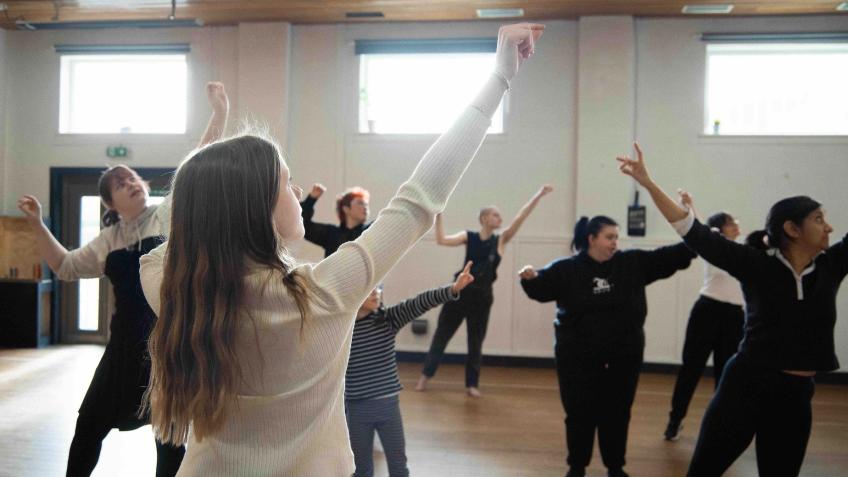 Clifftop's Intergenerational Dance Company 2024 - a Community ...