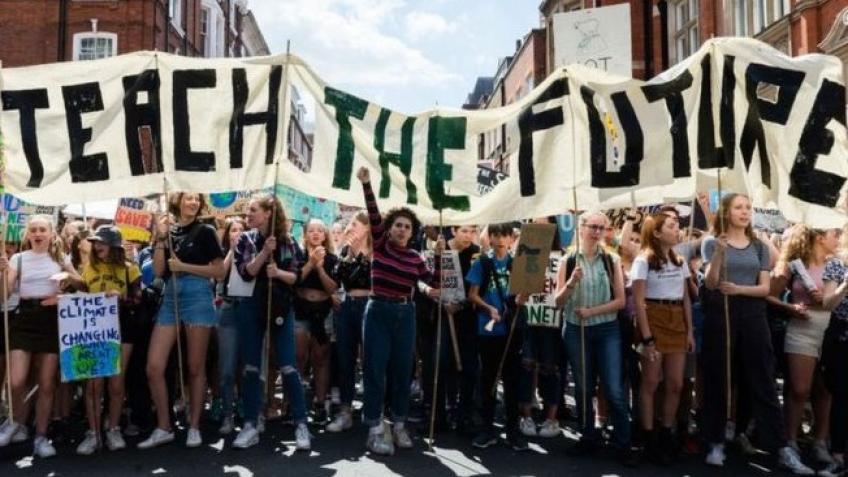 A curriculum for a changing climate - a Environment crowdfunding ...