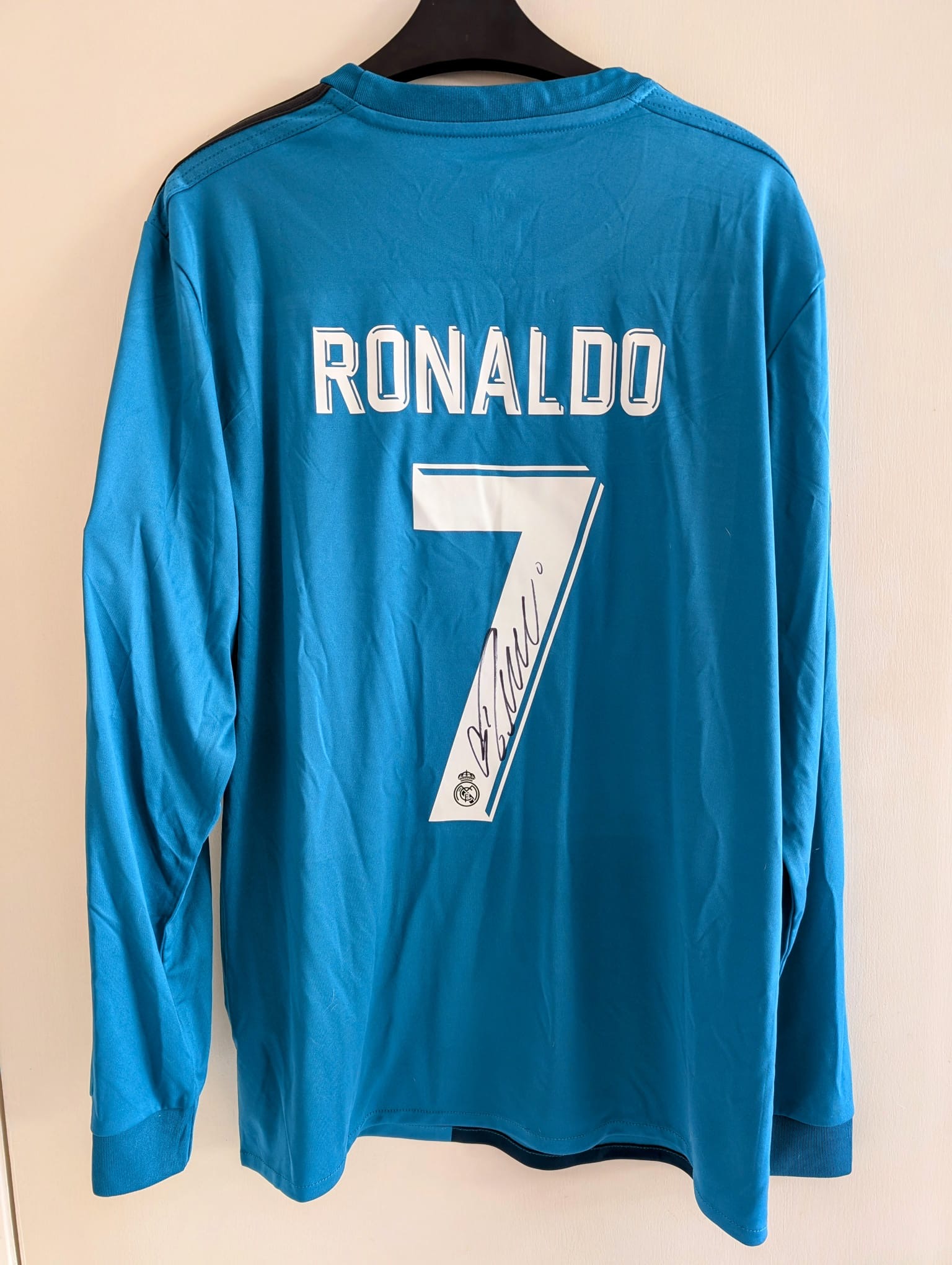 GW限定‼️Real Madrid Ronaldo 7 シャツ Mサイズ Ronaldo in Red Kit