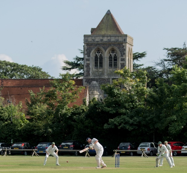 Farnham Royal Cricket Club Covid Survival a Sports crowdfunding