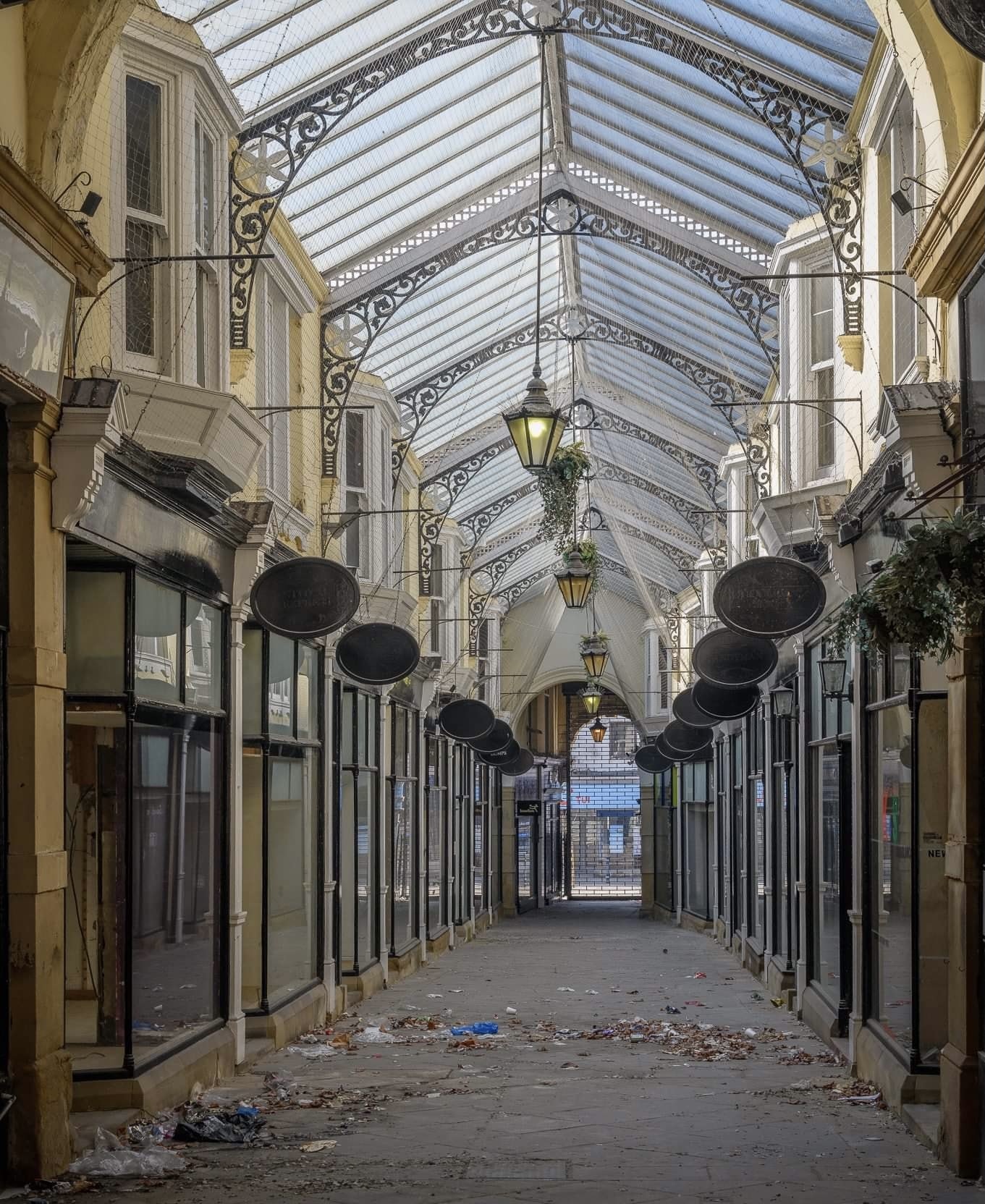 1696753358_arcade_2019_-_edited.jpg