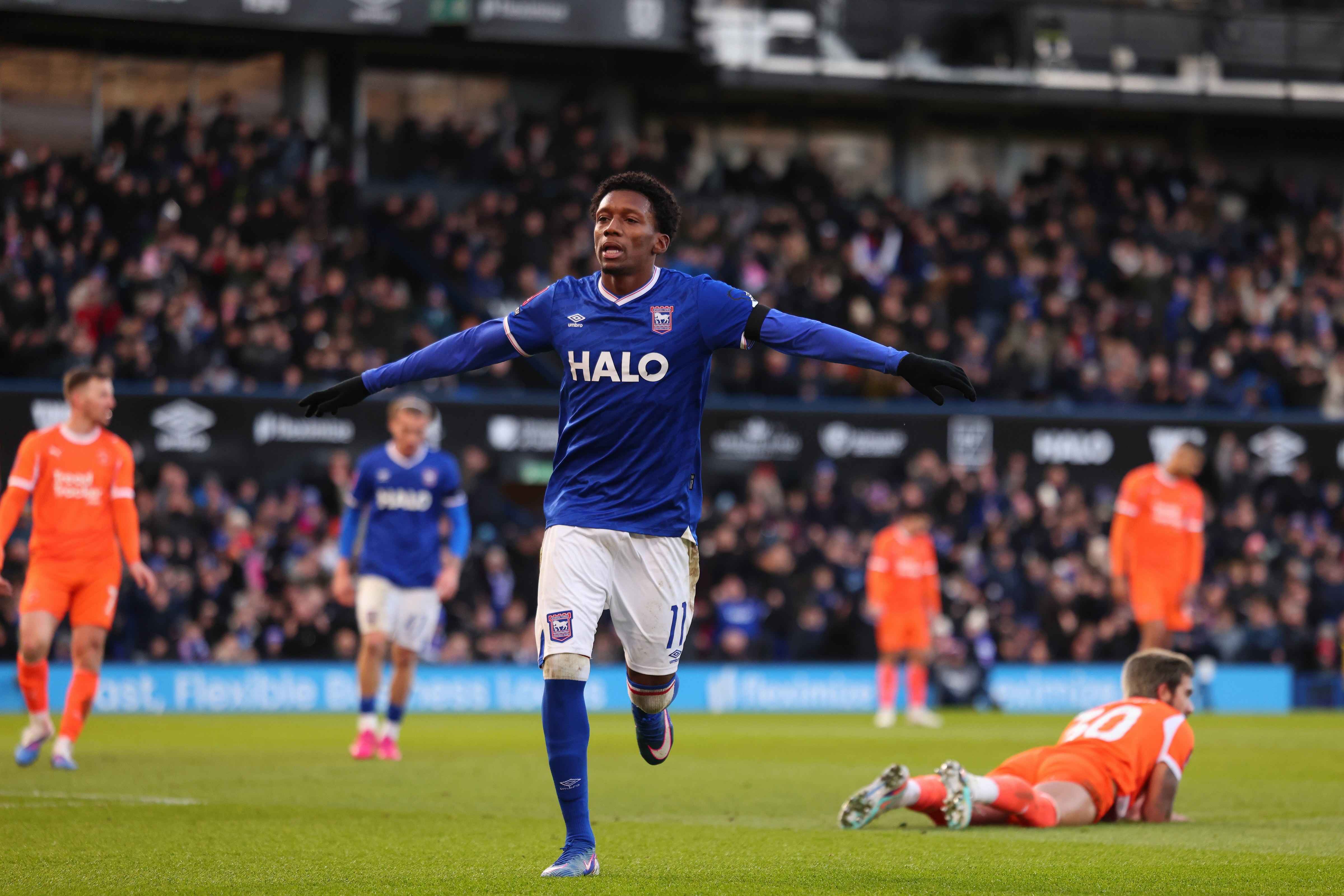 WIN FA Cup signed Jaden Philogene shirt - a Sports crowdfunding