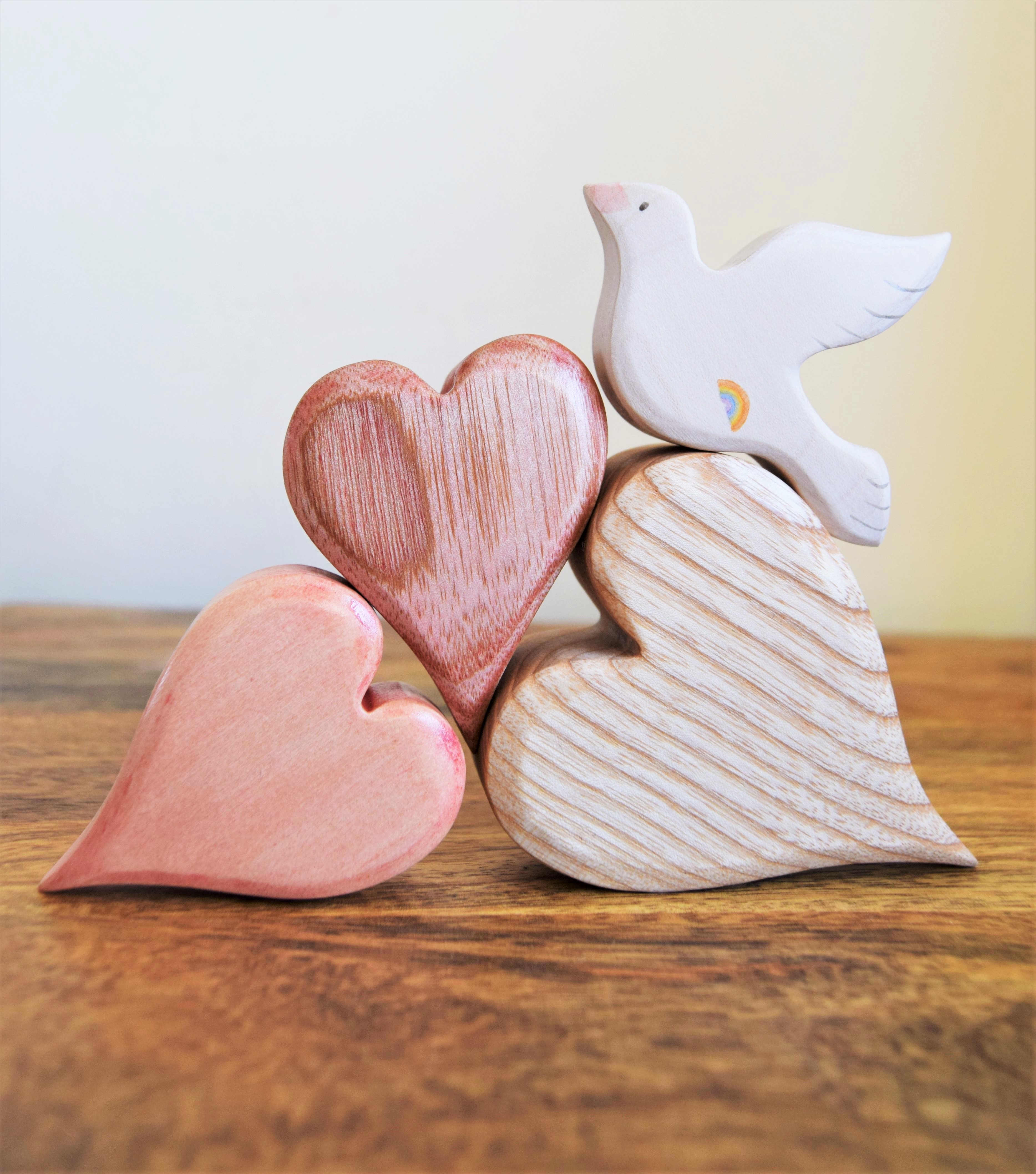 1611829298_rainbow_dove_-_reach_for_the_stars.jpg