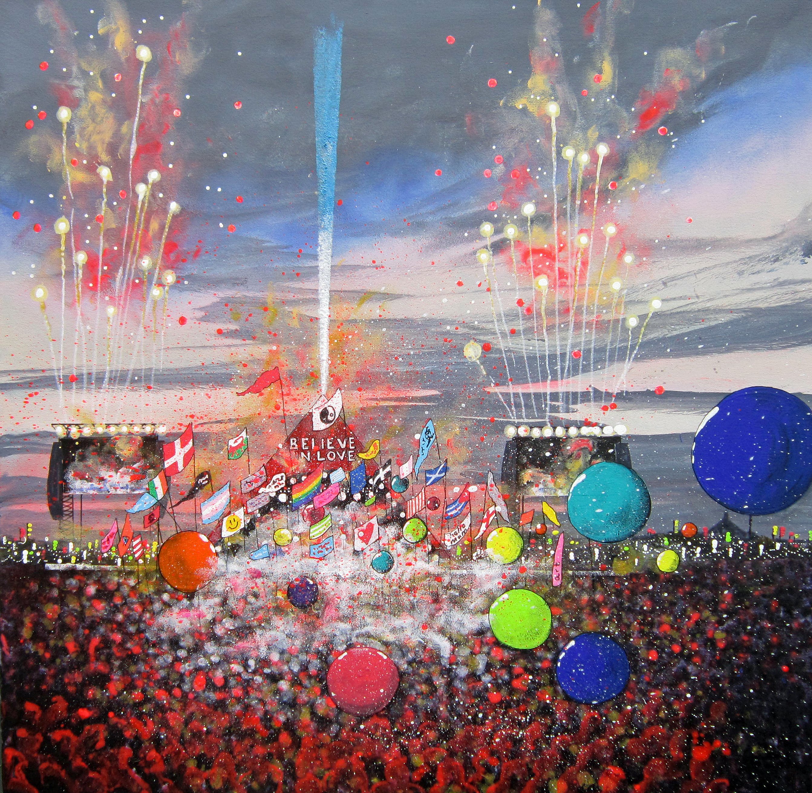 Alce Harfield painting Coldplay at Glastonbury - a Charities