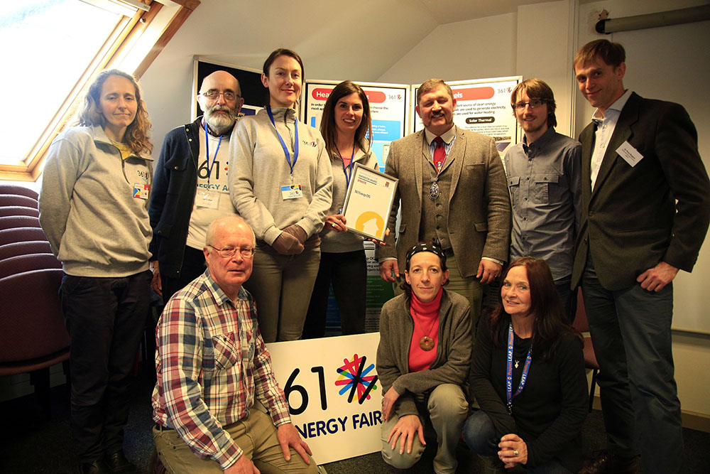 Community Solar for EasttheWater Primary School a Community