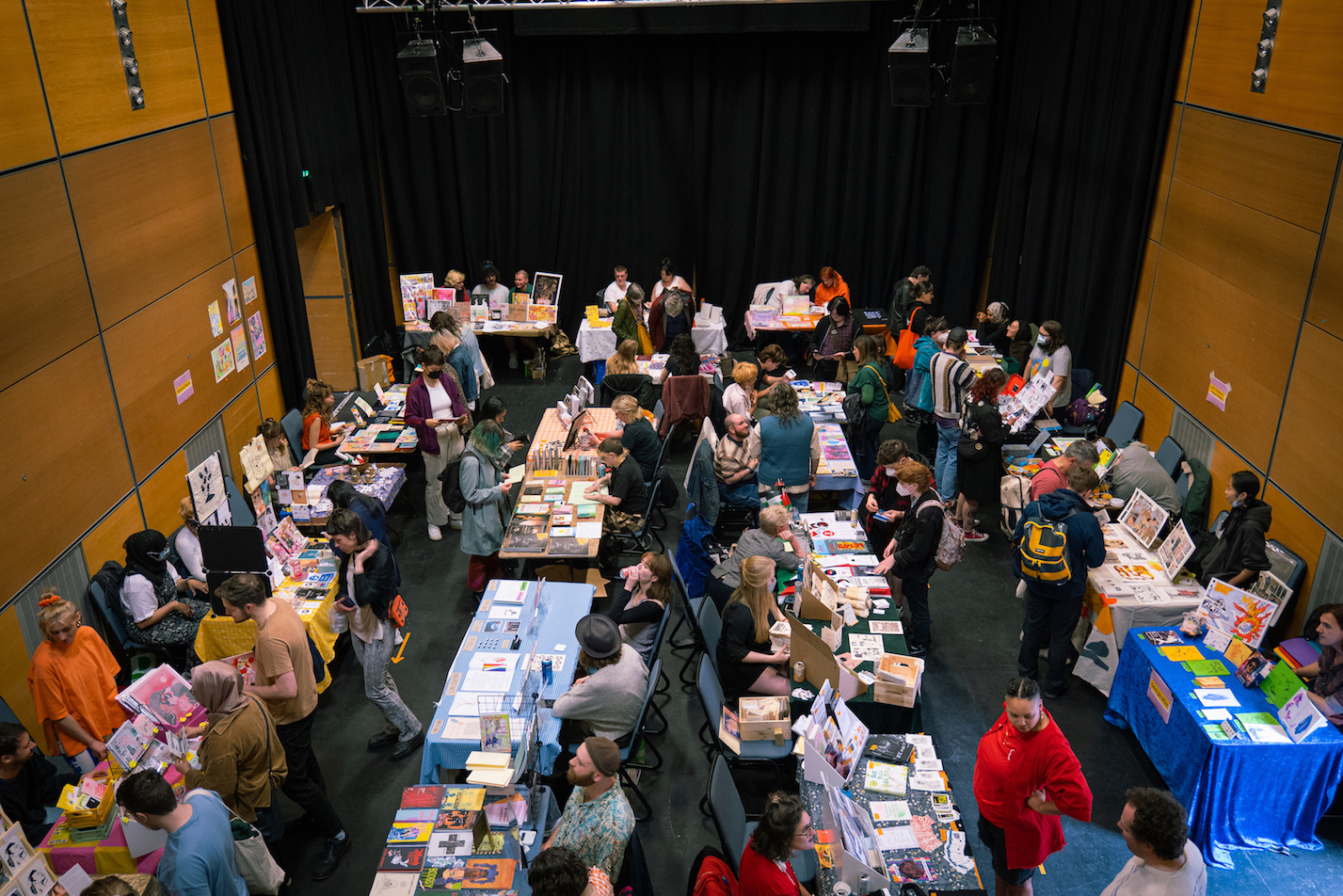 A wheelchair accessible Glasgow Zine Library! a Community