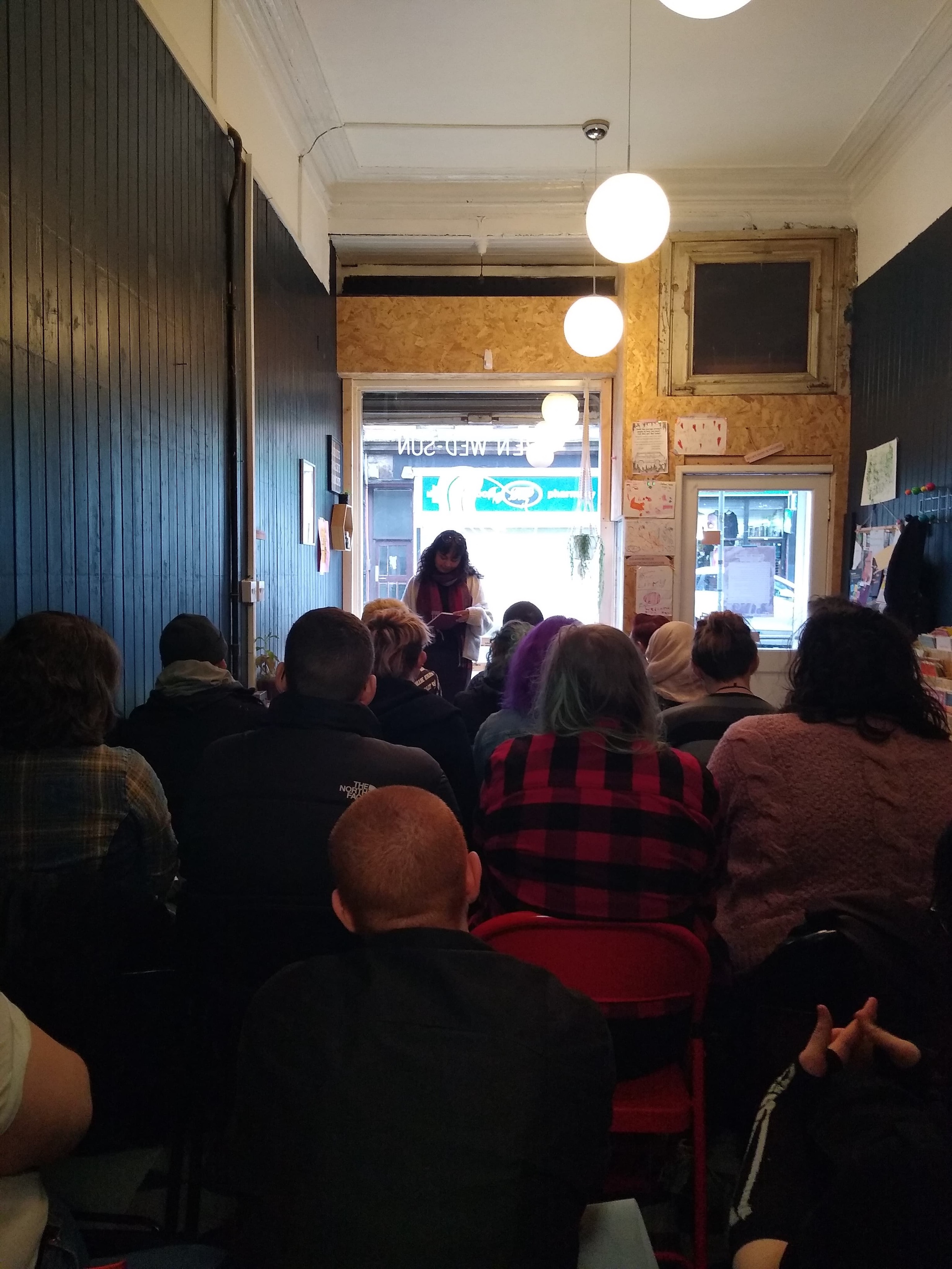 A wheelchair accessible Glasgow Zine Library! a Community