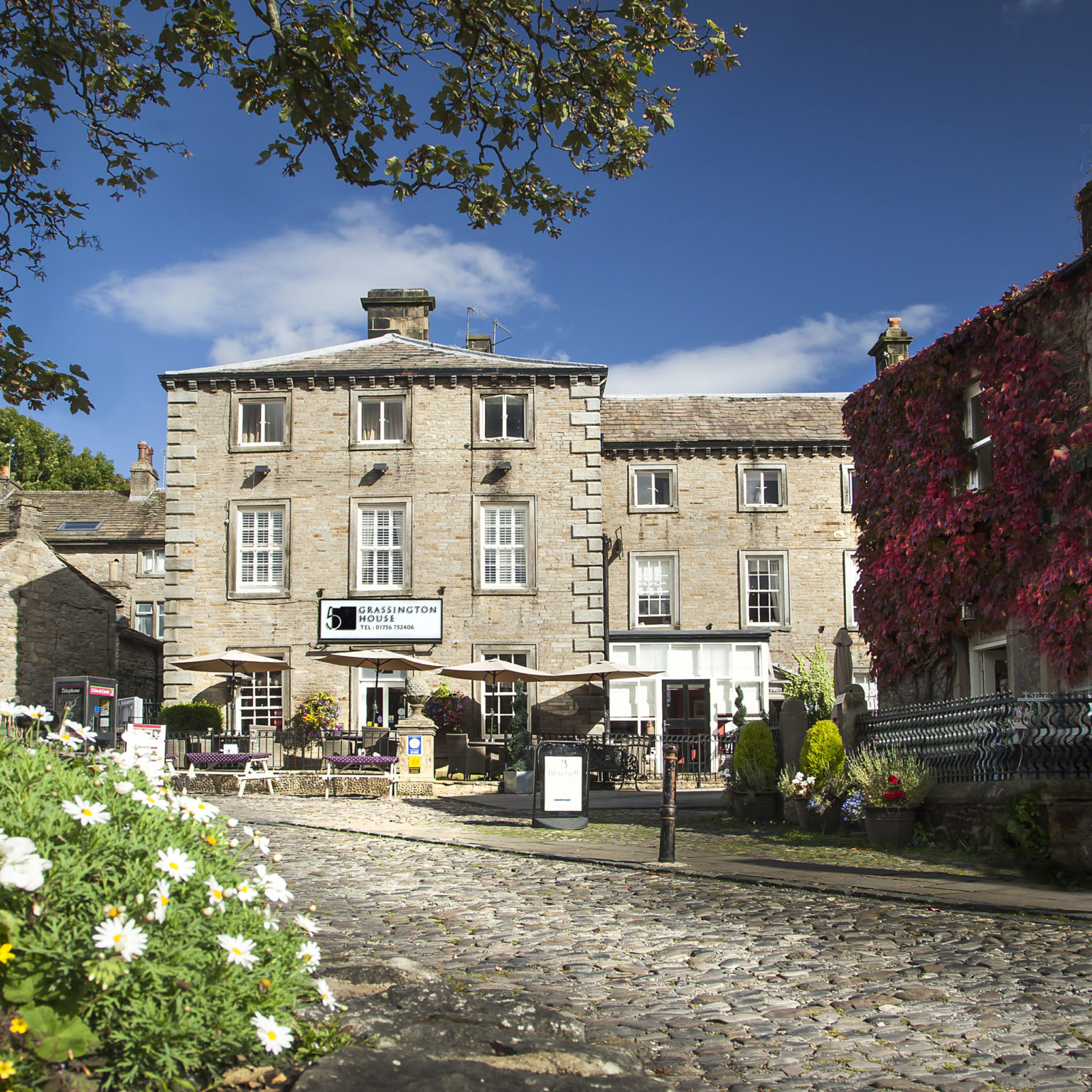 ⭐️ WIN a 2 NIGHT STAY at Grassington House For £2⭐ a Food and Drink