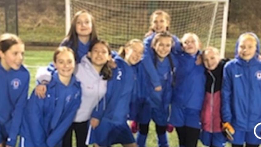 Glossop North End U13 Girls football team