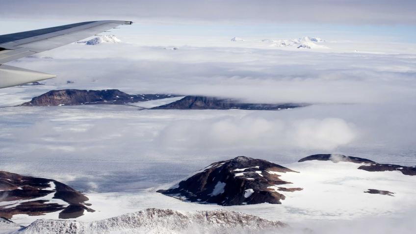 Crossing the Greenlandic Ice-cap for charity